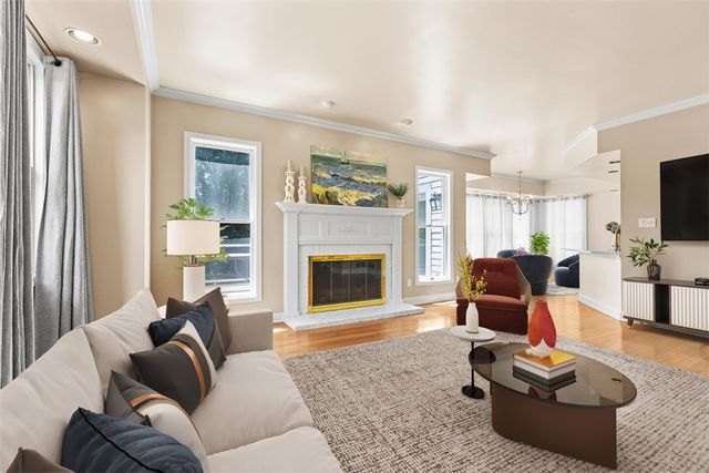1526 Allison Dr, Upper St Clair, PA 15241