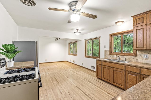 1760 Garland Lane N, Plymouth, MN 55447