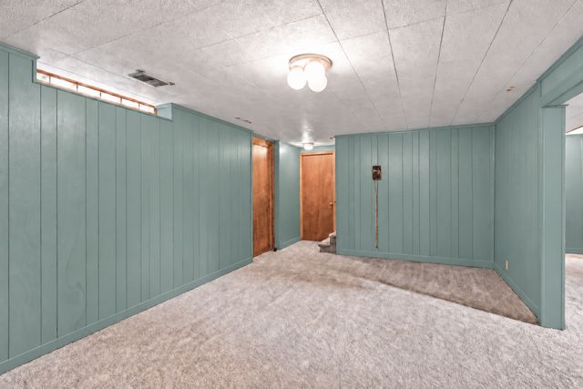 1760 Garland Lane N, Plymouth, MN 55447