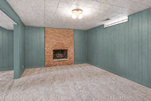 1760 Garland Lane N, Plymouth, MN 55447