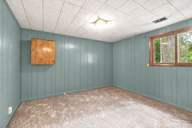 1760 Garland Lane N, Plymouth, MN 55447