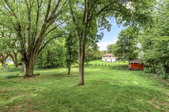 1760 Garland Lane N, Plymouth, MN 55447