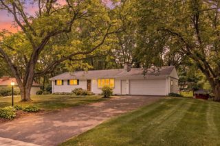 1760 Garland Lane N, Plymouth, MN 55447