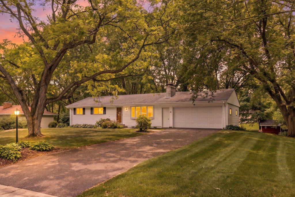 1760 Garland Lane N, Plymouth, MN 55447