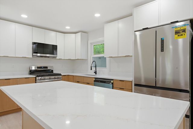 7740 Bertram Avenue, Hammond, IN 46324