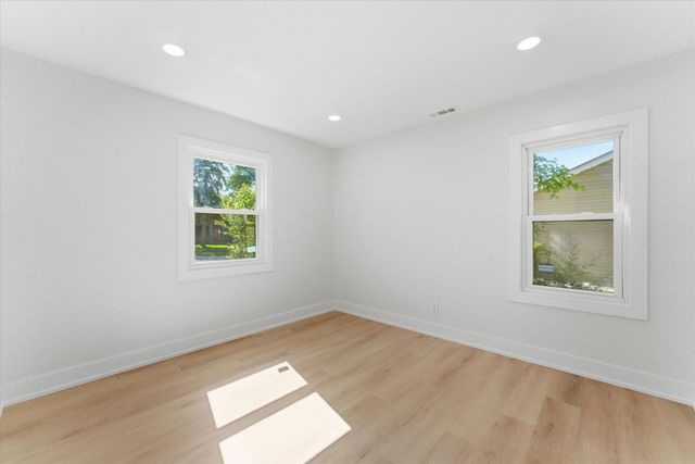7740 Bertram Avenue, Hammond, IN 46324