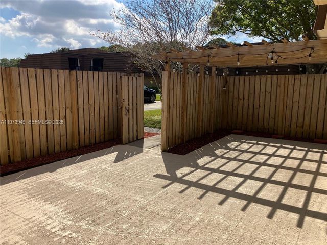 1123 11th Ln 1123, Palm Beach Gardens, FL 33418