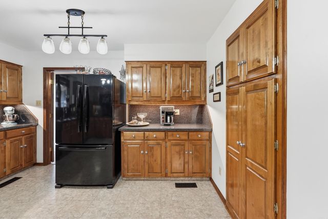 1190 Cambridge Circle, Benton, AR 72019