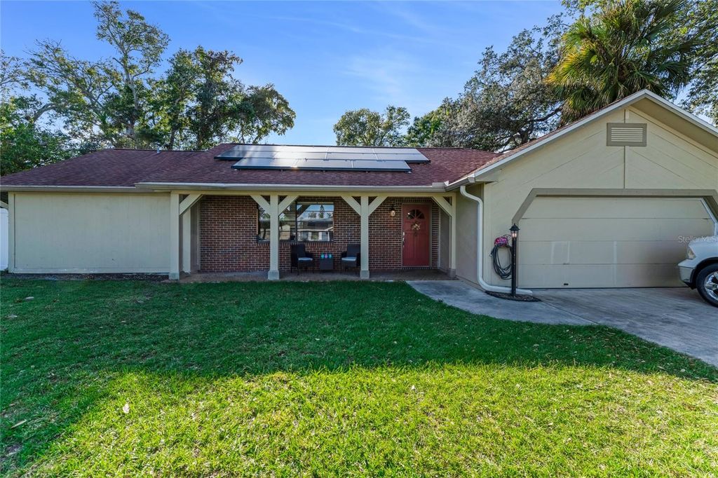 Image 1 of property listing at 800 W RIVER OAK DRIVE, Ormond Beach, FL 32174