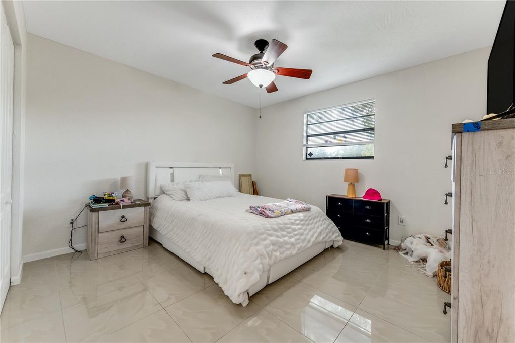 Image 22 of property listing at 800 W RIVER OAK DRIVE, Ormond Beach, FL 32174