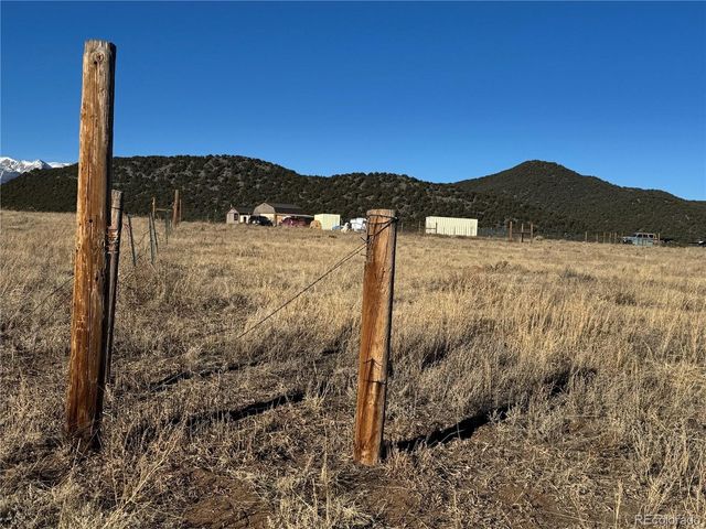 3 Beth Ln, Westcliffe, CO 81252