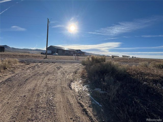 3 Beth Ln, Westcliffe, CO 81252
