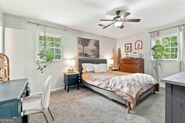 20 Willow Court, Newnan, GA 30263