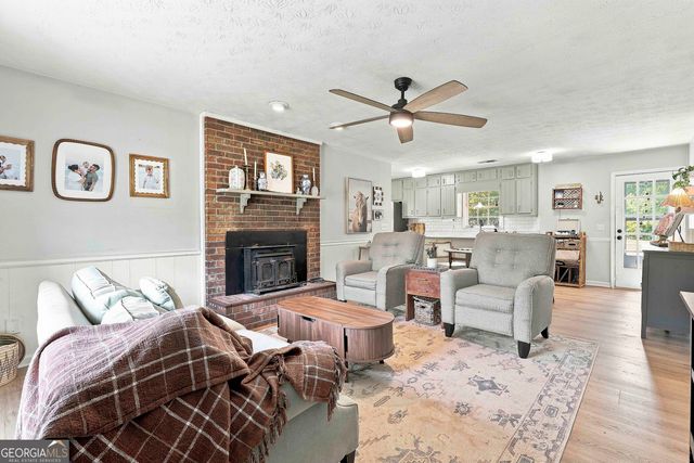 20 Willow Court, Newnan, GA 30263