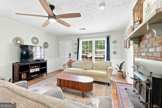 20 Willow Court, Newnan, GA 30263