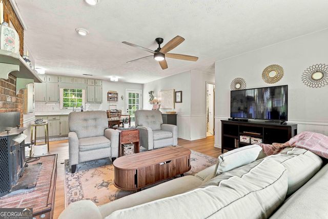 20 Willow Court, Newnan, GA 30263