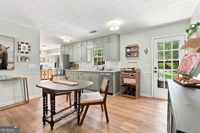 20 Willow Court, Newnan, GA 30263