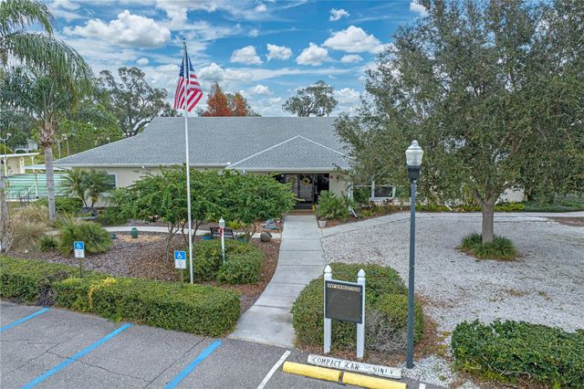 6114 GRAND OAKS DRIVE SE, Winter Haven, FL 33884