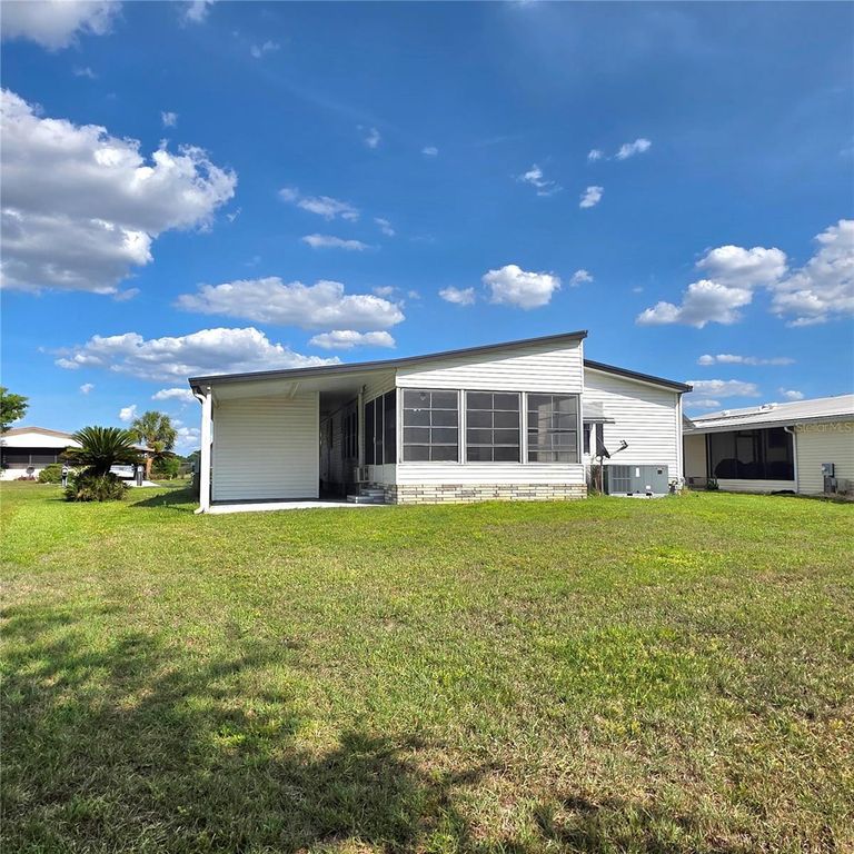 Image 15 of property listing at 6114 GRAND OAKS DRIVE SE, Winter Haven, FL 33884