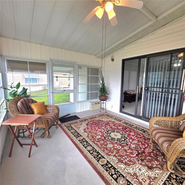 Image 18 of property listing at 6114 GRAND OAKS DRIVE SE, Winter Haven, FL 33884