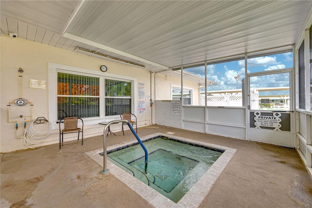 Image 22 of property listing at 6114 GRAND OAKS DRIVE SE, Winter Haven, FL 33884