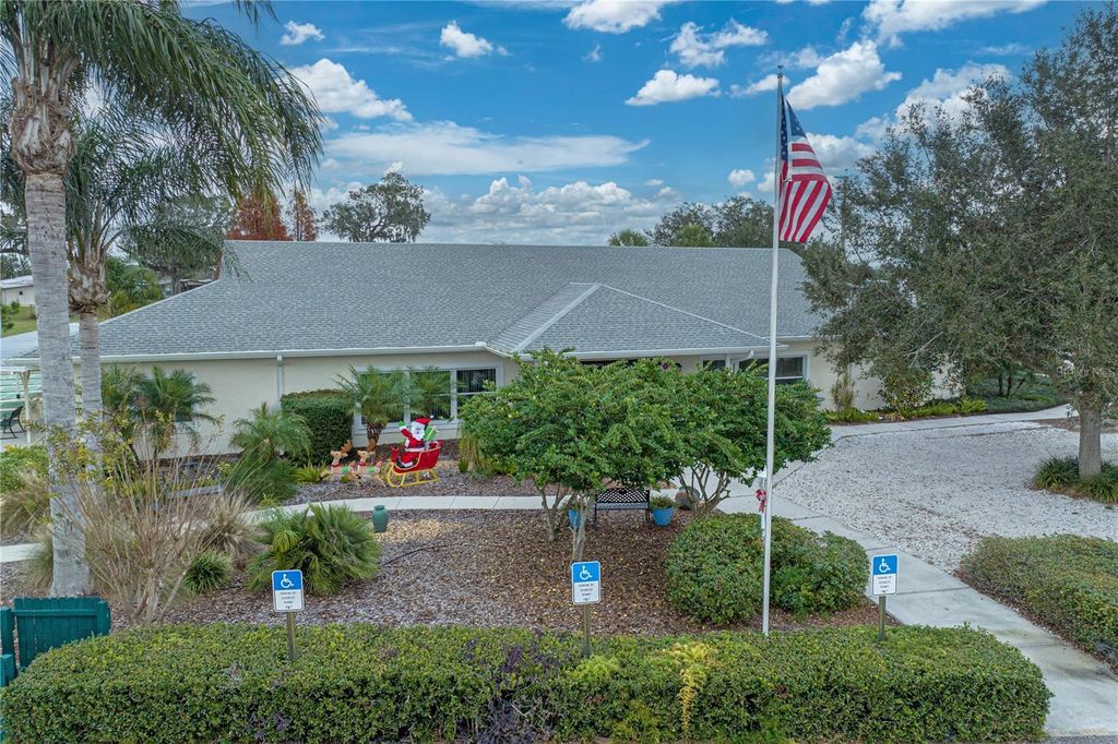Image 36 of property listing at 6114 GRAND OAKS DRIVE SE, Winter Haven, FL 33884