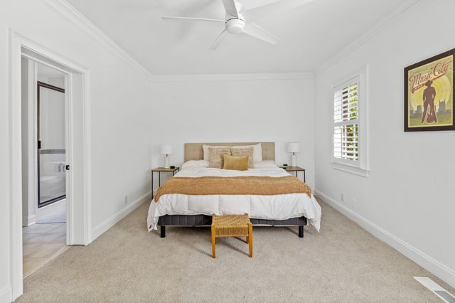 228 Westchase Dr, Nashville, TN 37205