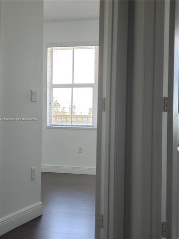 11202 NW 83rd St 211, Doral, FL 33178