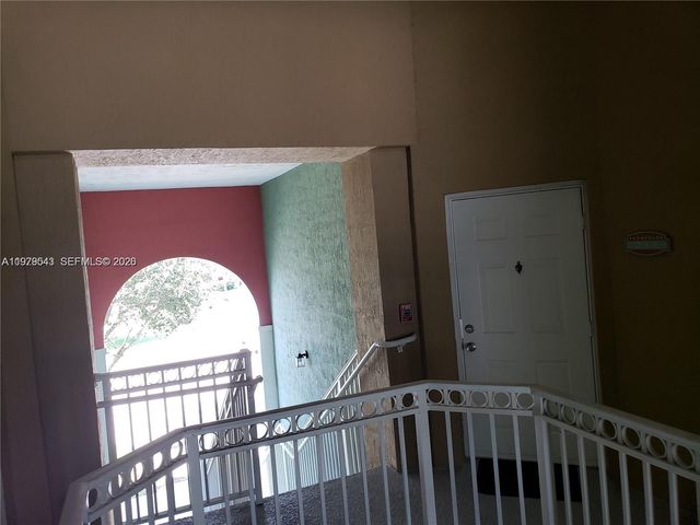 11202 NW 83rd St 211, Doral, FL 33178