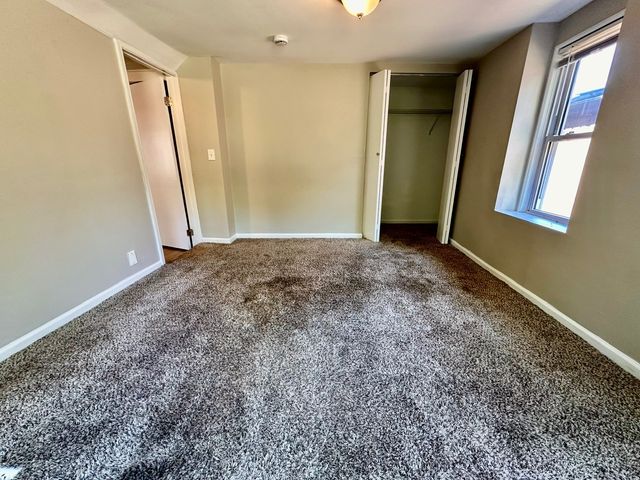 308 N Clifton Avenue, Elgin, IL 60123