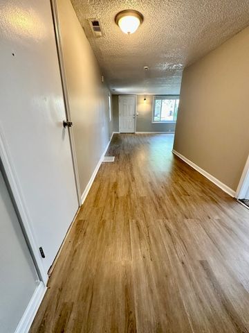 308 N Clifton Avenue, Elgin, IL 60123