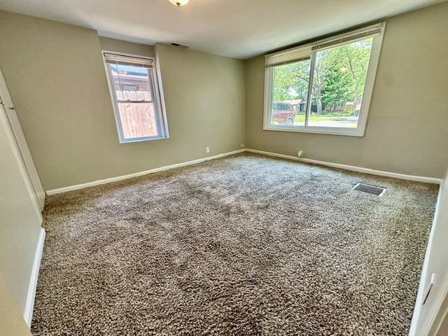 308 N Clifton Avenue, Elgin, IL 60123