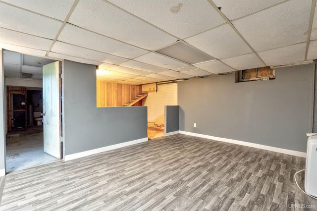 705 S 10th Street, Escanaba, MI 49829