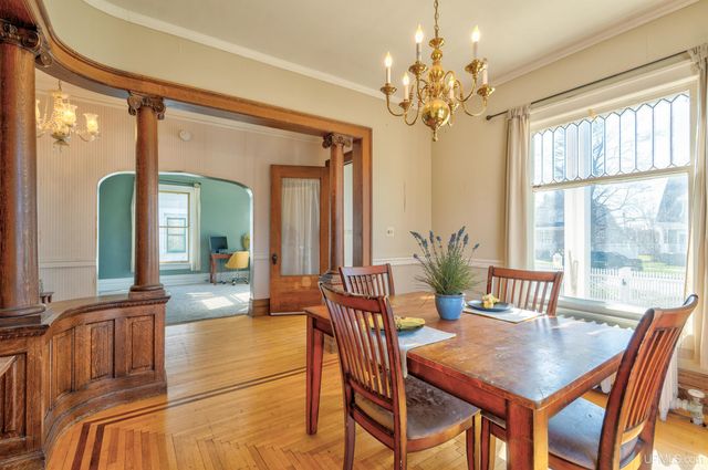 705 S 10th Street, Escanaba, MI 49829