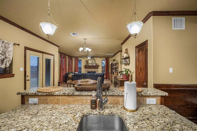 1129 NE Scissortail Dr, Lawton, OK 73507