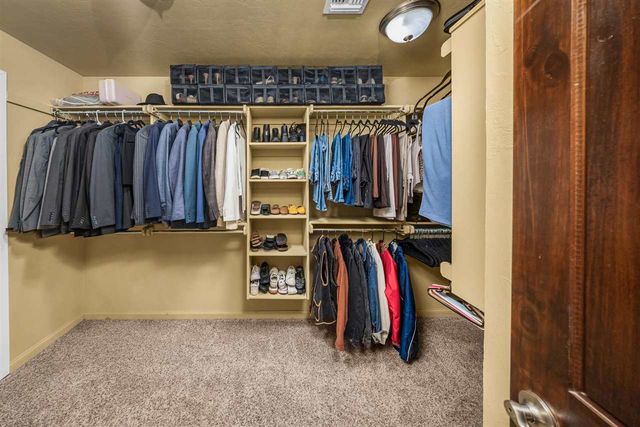 1129 NE Scissortail Dr, Lawton, OK 73507