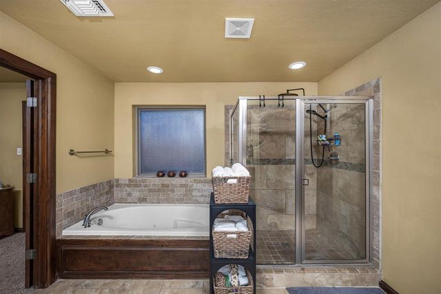 1129 NE Scissortail Dr, Lawton, OK 73507