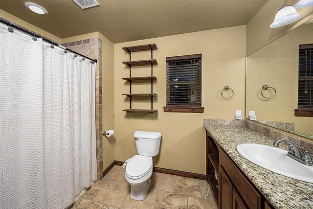 1129 NE Scissortail Dr, Lawton, OK 73507