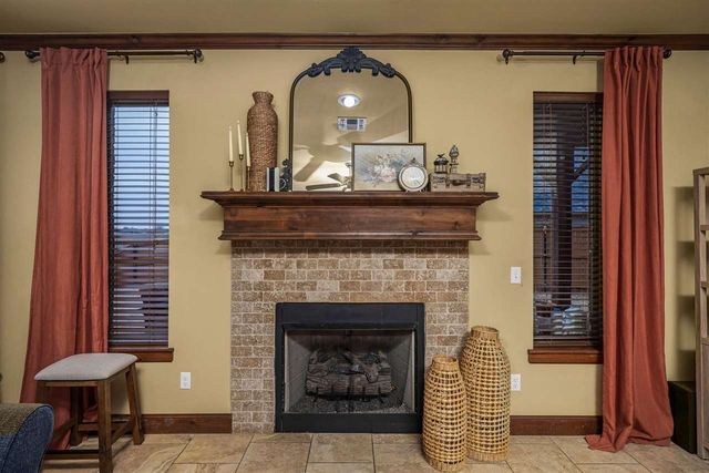 1129 NE Scissortail Dr, Lawton, OK 73507