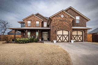 1129 NE Scissortail Dr, Lawton, OK 73507