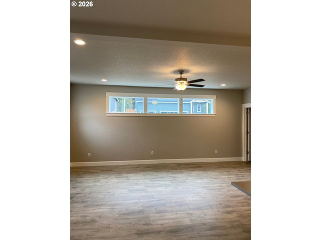 1729 Ne CASCADIA RIDGE Dr, Estacada, OR 97023