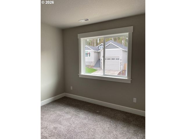 1729 Ne CASCADIA RIDGE Dr, Estacada, OR 97023