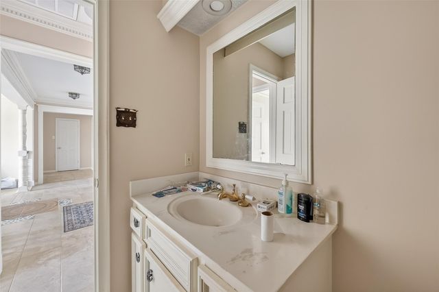 11302 Hylander Drive, Houston, TX 77070
