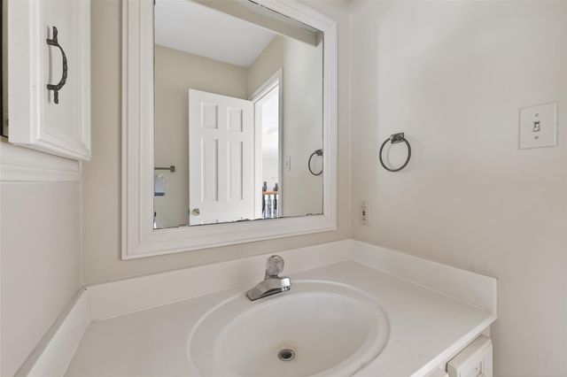 11302 Hylander Drive, Houston, TX 77070