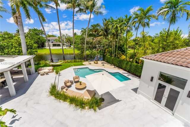 8763 SW 61st Pl, Pinecrest, FL 33156