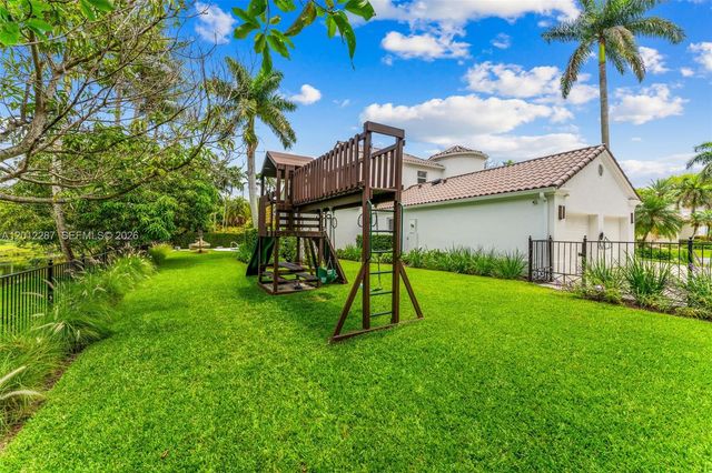 8763 SW 61st Pl, Pinecrest, FL 33156