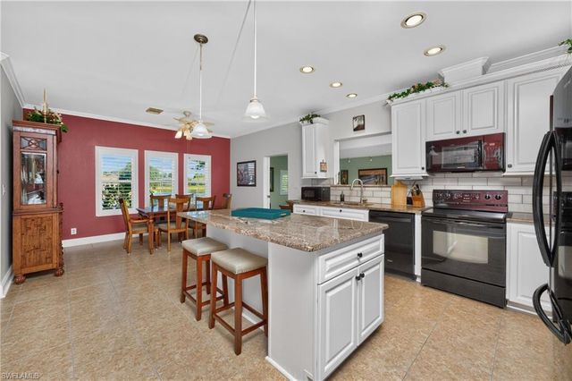 24819 Rio Villa Lakes CIR, Punta Gorda, FL 33950