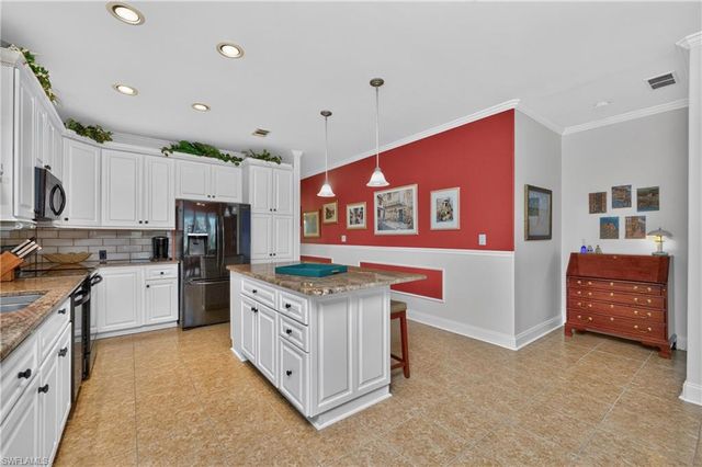 24819 Rio Villa Lakes CIR, Punta Gorda, FL 33950