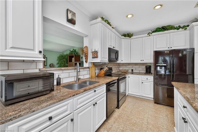 24819 Rio Villa Lakes CIR, Punta Gorda, FL 33950