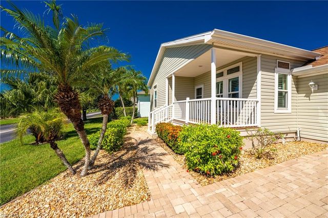 24819 Rio Villa Lakes CIR, Punta Gorda, FL 33950